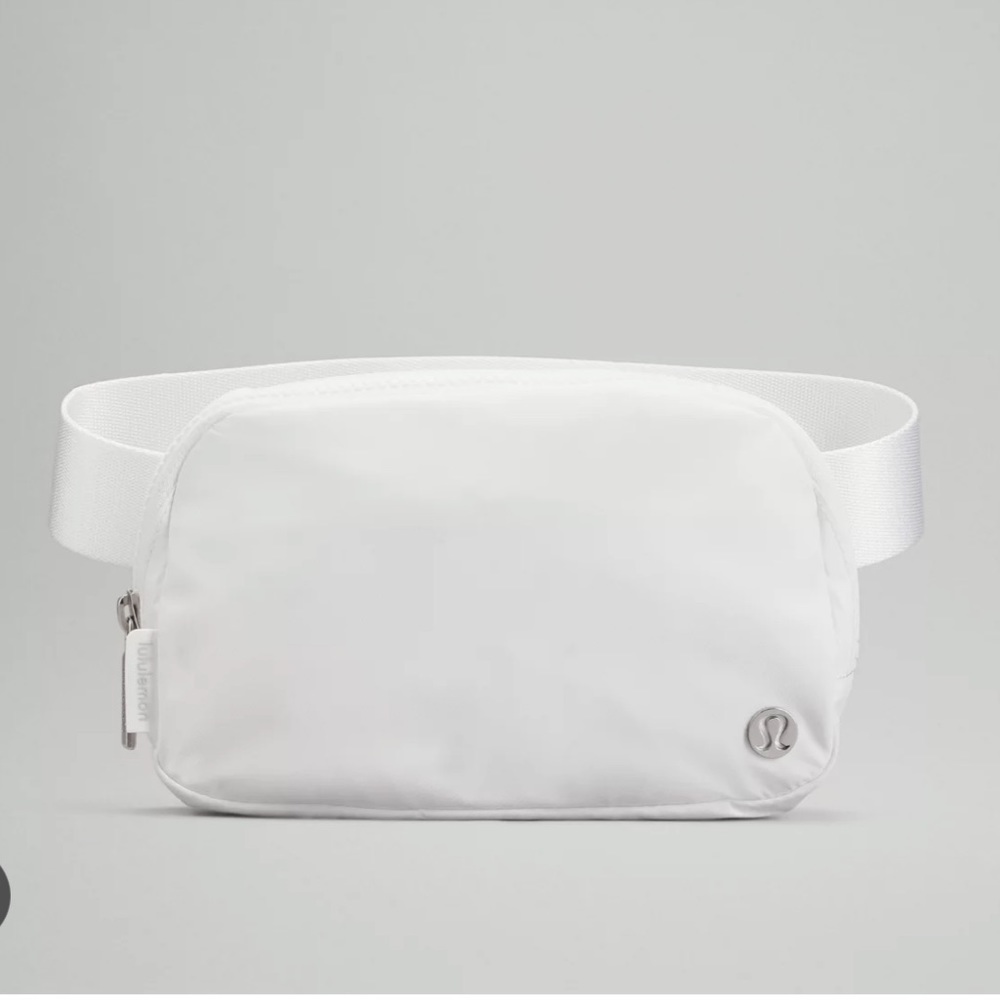 Lululemon Everywhere Belt Bag White
